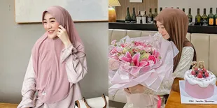 8 Potret Larissa Chou Rayakan Ulang Tahun ke-28 Bareng Keluarga, Aura Bumil Cantik Kian Terpancar - Tebar Kemesraan Bersama Suami