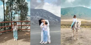 8 Potret Liburan Seru Gisella Anastasia dan Gempi ke Gunung Bromo, Serasa Kakak Beradik - si Kecil Berani Naik Kuda Sendiri