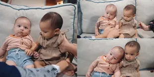 8 Potret Menggemaskan Baby Air Play Date Bareng Miss Claire, Sandarkan Kepala di Pundak - Cium Kening