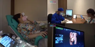 8 Potret Nagita Slavina Cek Kandungan Usai Alami Kram Perut, Nangis Terisak - Rafathar Siaga Menemani