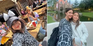 8 Potret Nana Mirdad & Anak Gadisnya Liburan Berdua Saja ke Disneyland Jepang, Bak Kakak Adik!