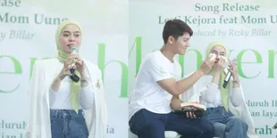 8 Potret Rizky Billar Bikin Lesti Kejora Menangis Saat Pertama Kali Baca Lirik Lagu 'Menyerah'