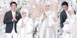 8 Potret Syahrini dan Reino Barack Rayakan Idul Adha di Singapura, Bahagia Pamer Babybump yang Makin Besar