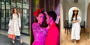 8 Potret Terbaru Ayushita, Lama Tak Terdengar Kabarnya Kini Makin Menawan - Aktif di Pertunjukan Teater