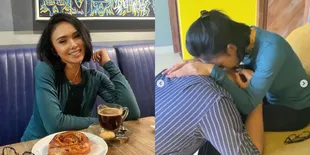 8 Potret Yuni Shara Antar Anak Bungsunya Tes Kuliah di Yogyakarta, Ramai Diduga Bakal Jadi Mahasiswa Fakultas Hukum UGM - Disebut Calon Hakim Masa Depan