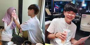 9 Foto Adik Ayana Moon yang Juga Mualaf, Cute Tapi Tingginya 182 cm