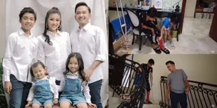 9 Potret Gemas Thalia dan Thania Anak Ruben Onsu Rawat Betrand Peto yang Keseleo, Usap Kaki Hingga Bantu Jalan