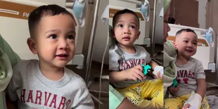 9 Potret Kondisi Rayyanza Dirawat di Rumah Sakit, Sudah Bisa Bercanda Meski Infus Masih Menancap di Tangan