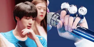 9 Potret Kuku Jari Tangan Jin BTS yang Begitu Indah, Jadi Pengen Dibelai!