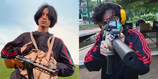 9 Potret Rizky Anak Rossa yang Baru Dapat Sertifikat Menembak Profesional, Kadar Ketampanan Melesat Saat Genggam Senjata Api