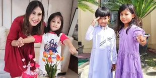 9 Potret Shakila Diva Anak Pertama Nia dan Adit AFI yang Jarang Sekali Terekspos, Makin Menunjukkan Pesonanya
