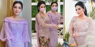 Adu Gaya Cantik Ashanty dan Krisdayanti di Acara Lamaran Aurel - Atta, Sama-Sama Anggun dan Glamor Pakai Kebaya Warna Ungu
