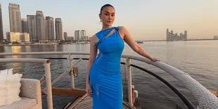Agnez Mo Pamer Body Goals Saat di Dubai, Cantik Pakai Dress Panjang