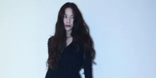 Aura Mewah Menguar! Intip Sederet Potret Cantik Krystal Saat Menggunakan Dress