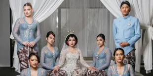 Baila No Na Jadi Bridesmaid Pernikahan Jennifer Coppen-Justin Hubner
