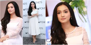 Bak Seorang Princess! Tya Arifin Tampil Cantik Dengan Gaun Putih