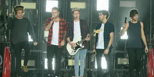 Bapak-Bapak Ini Mengaku Fans One Direction Lho