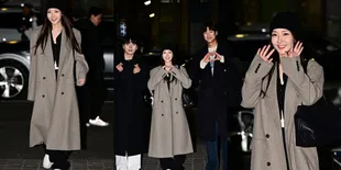 Baru Kena Spill Dispatch, 8 Potret Park Min Young Hadiri Penutupan Drama 'MARRY MY HUSBAND' di Tengah Kontroversi - Tetap Tersenyum Cerah