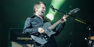 Bawakan album 'DRONES', Muse Hajar Download Festival