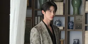 Behind The Scene Adegan Byeon Woo Seok Shirtless di 'PERFECT CROWN'