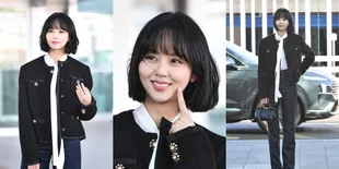Berangkat ke Milan, 8 Potret Kim So Hyun di Bandara Incheon - Visual Cantik Paripurna dan Kaki Jenjang Curi Perhatian