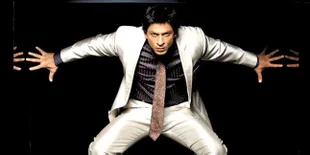 Berbagai Gaya Shahrukh Khan Dalam Balutan Jas