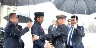 Berkunjung ke Afghanistan, Presiden Jokowi Disambut Salju Lebat