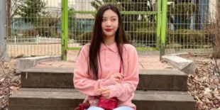 Berpakaian Trendy untuk Hangout Bersama Teman Maupun Pacar Ala Joy RED VELVET