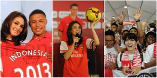 Bikin Cemburu - Galeri Luna Maya dan Pemain Arsenal di Indonesia