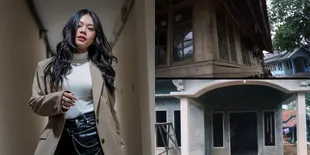 Bukti Punya Karir Cemerlang! 8 Potret Perbandingan Rumah Melly Lee Dulu dan Setelah Terkenal - Pernah Dianggap Tak Layak Kini Lebih Megah