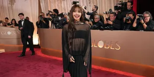 Cantiknya Lisa BLACKPINK di Red Carpet Golden Globes Awards 2026