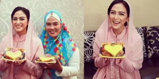Cantiknya Nina Zatulini Gelar Pengajian Pra Nikah Teduhkan Hati