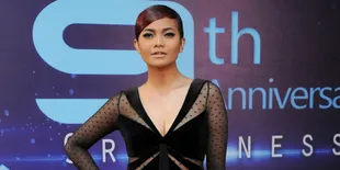 Citra Scholastika Hadiri Preskon AMI AWARDS 2014
