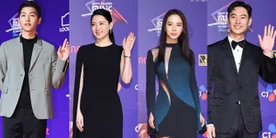 Dari Song Joong Ki Sampai Lee Young Ae di Red Carpet MAMA 2017