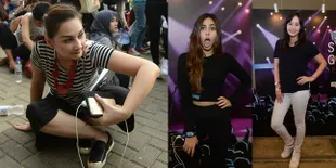 Deretan Artis Yang Nonton Selena Gomez, Rela Antri Panas-Panasan