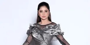 Dewi Perssik Sindir Sosok Tukang Tipu yang Gemar Pencitraan Sok Sedih, Bikin Penasaran Netizen