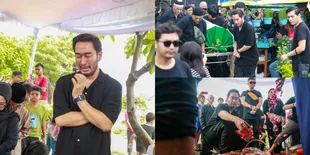 Diiringi Isak Tangis, Ini 10 Potret Prosesi Pemakaman Mendiang Ibunda Jeje Govinda