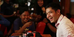 Dude Harlino Bicara Soal Kedekatannya dengan Alyssa Soebandono