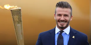 Fans Pergoki Beckham Cuma Pakai Celana Dalam