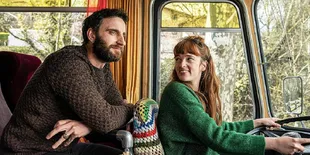 Film Genre Komedi Slice Of Life yang Ringan untuk Menemani Weekend, Pilih Nonton yang Mana? 