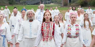 7 Film Horor dengan Suasana Paling Mencekam yang Membuat Penonton Tegang