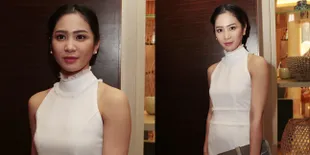 FOTO: Agar Suami Tak Pergi, Bunga Zainal Rajin Lakukan Perawatan!