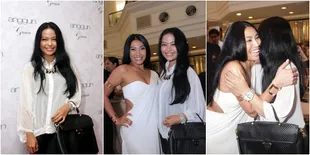 Foto Anggun C Sasmi dan Tantri Kotak Lepas Kangen di Jakarta