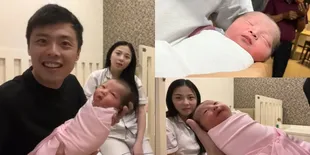 Foto Baby Avelina Anak Vincent Raditya yang Lahir Seminggu Setelah Ortunya Nikah, Gemoy Berpipi Mochi