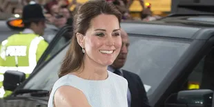 Foto Baju Hamil Kate Middleton Yang Paling Bikin Iri