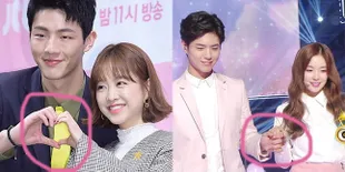 FOTO: Beda Ukuran Tangan Bintang Korea Cowok & Cewek, Cute Lho