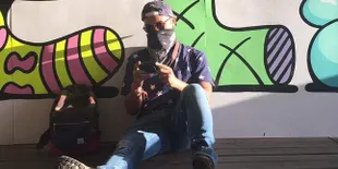 Foto: Begini Potret Seru Winky Wiryawan Nikmati Coachella 2017