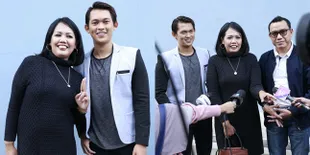 FOTO: Berseteru, Elly Sugigi Akan Melaporkan Balik Tessa Mariska?
