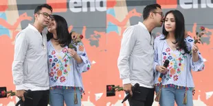 FOTO Bisik-Bisik Manja, Raffi Ahmad & Nagita Slavina Tampak Mesra