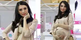 FOTO: Bukan Tak Makan, Ini Diet Yang Dilakukan Donita Saat Hamil